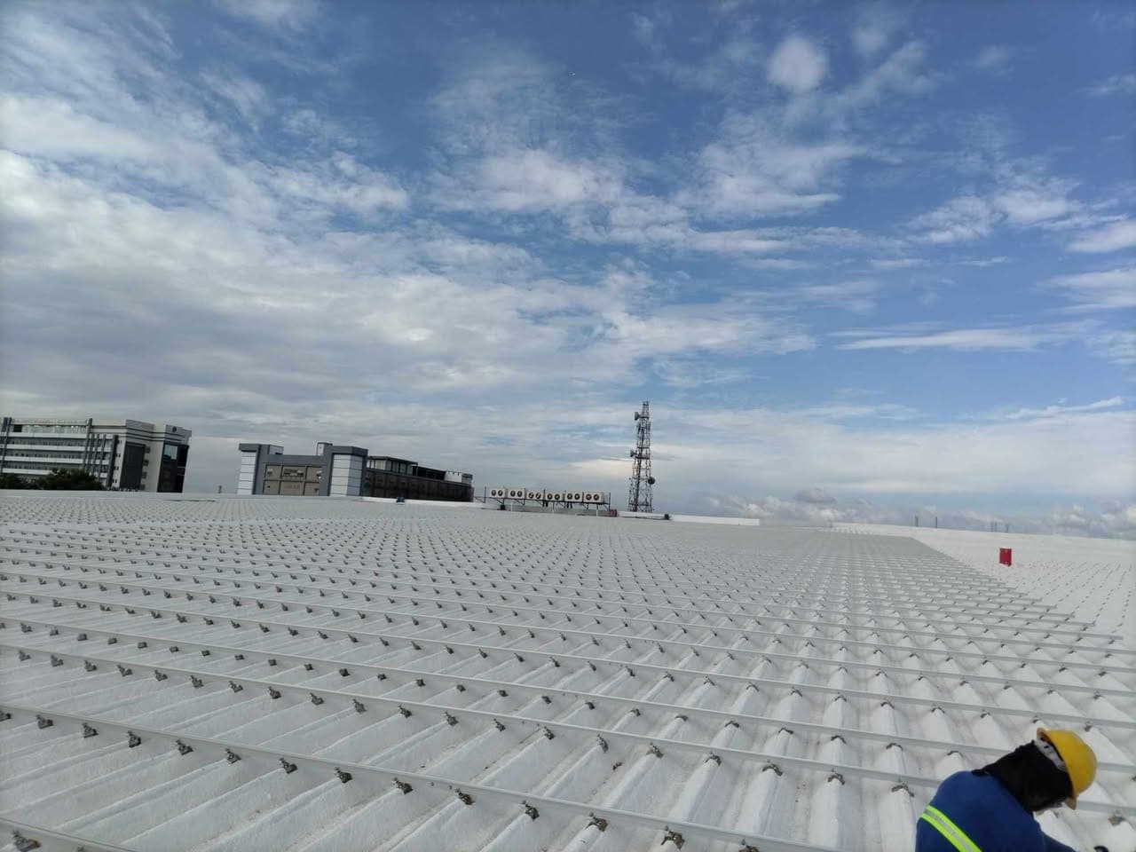 Retail & Malls facility · Cabanatuan, Nueva Ecija · 1.05 MWp — solar array